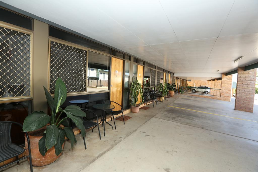 Amber Lodge Motel Gladstone Exterior photo