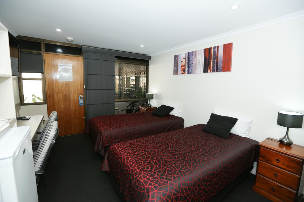 Amber Lodge Motel Gladstone Room photo