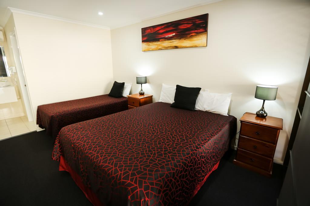 Amber Lodge Motel Gladstone Room photo