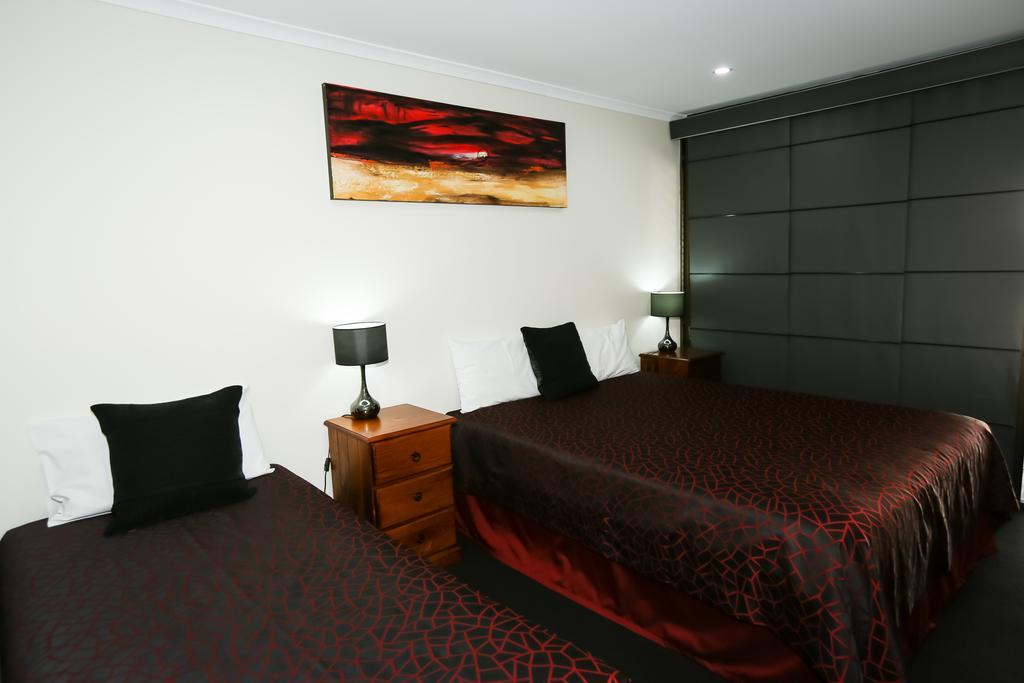 Amber Lodge Motel Gladstone Room photo